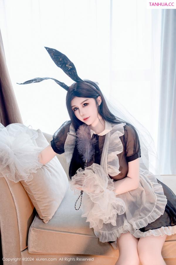  [XiuRen]高清写真图 2024.08.14 No.9010 陈芊儿 丝袜美臀第9张图片